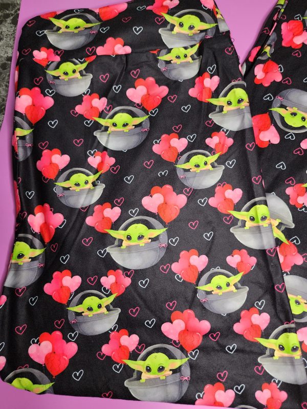 *Charlie s Project Baby Yoda Heart  Leggings Discount